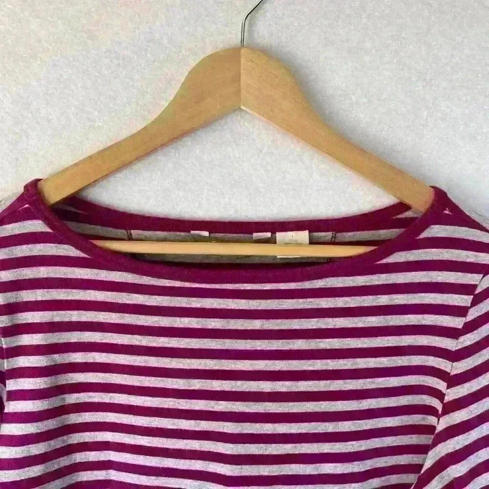 Tommy Bahama Women's Magenta and‎ Gray Striped Short Sleeve Shirt Size Large - Picture 3 of 13
